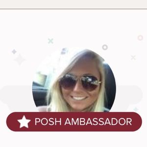Posh Ambassador/ Suggested User ❤️❤️❤️
